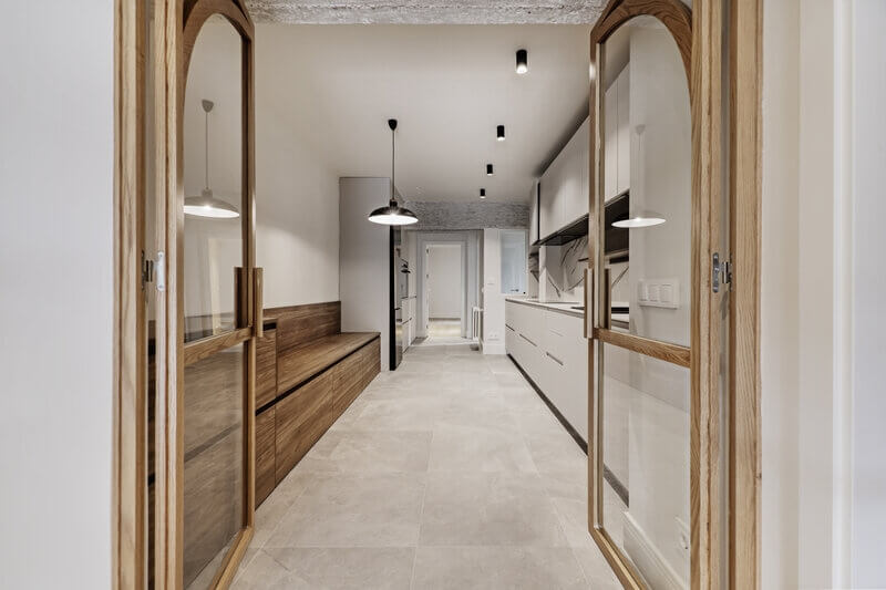 Afbeelding voor: Authentieke houten deuren en kozijnen in oude glorie hersteld met Vista Project Meubellak Biobased! Afbeelding voor: Authentieke houten deuren en kozijnen in oude glorie hersteld met Vista Project Meubellak Biobased!